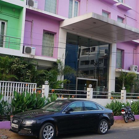 Lotels Hotel Ченнаи Экстерьер фото
